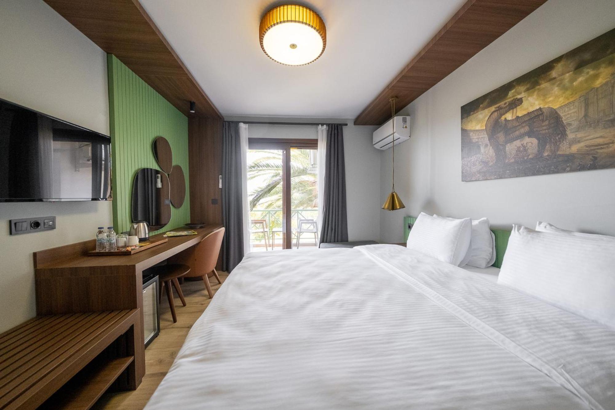 Assos Troy Beach Hotel Eksteriør bilde